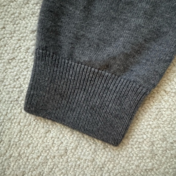 Women’s Medium Lacoste Sweater - Picture 3 of 4